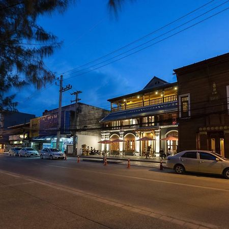 Floral Hotel Thapae Gate Chiangmai Chiang Mai Exterior photo