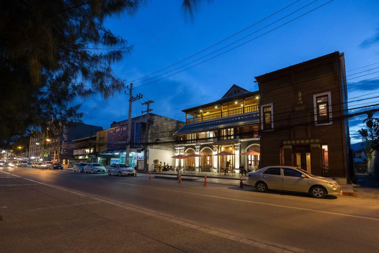 Floral Hotel Thapae Gate Chiangmai Chiang Mai Exterior photo