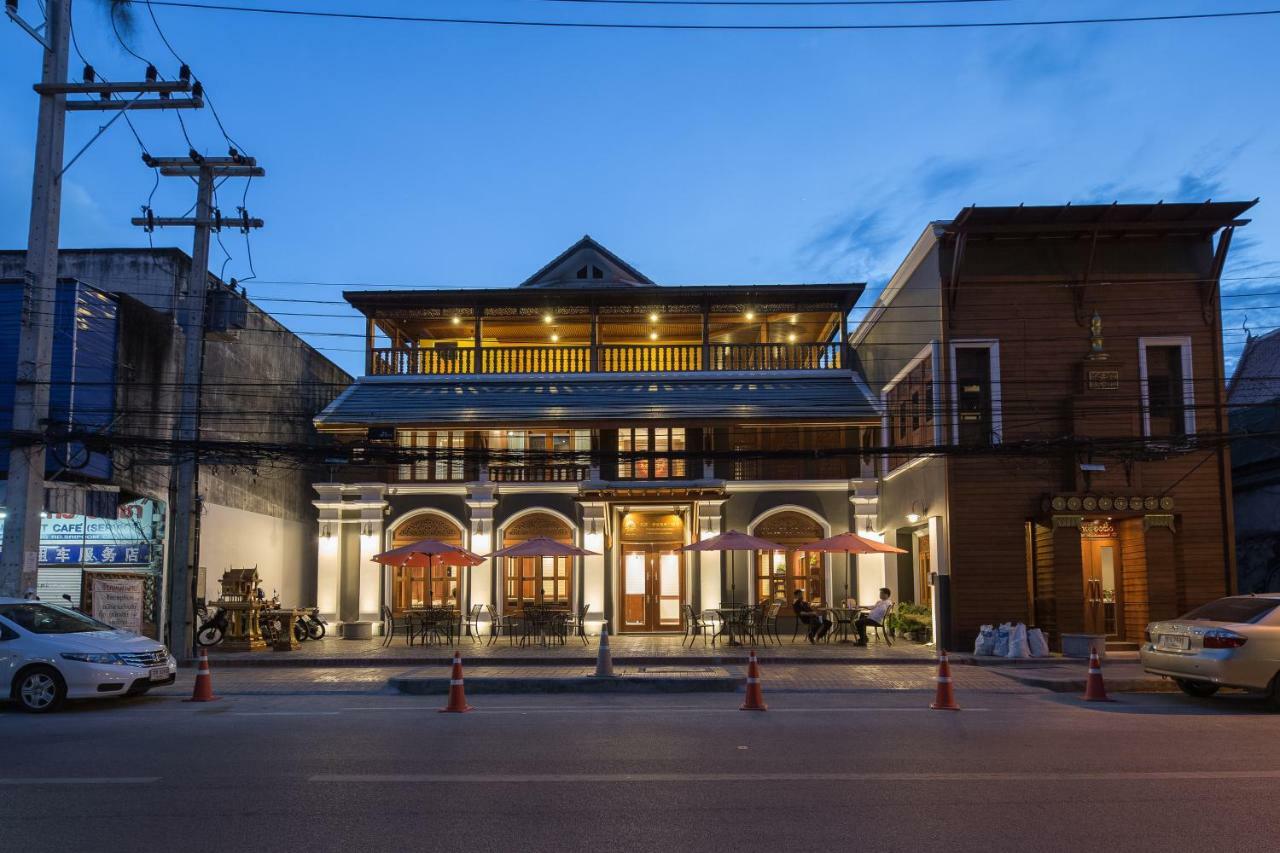 Floral Hotel Thapae Gate Chiangmai Chiang Mai Exterior photo